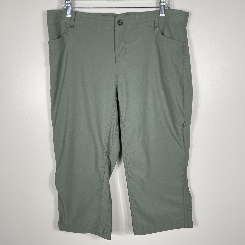 Women's Sage Green Stretch Capris Pants